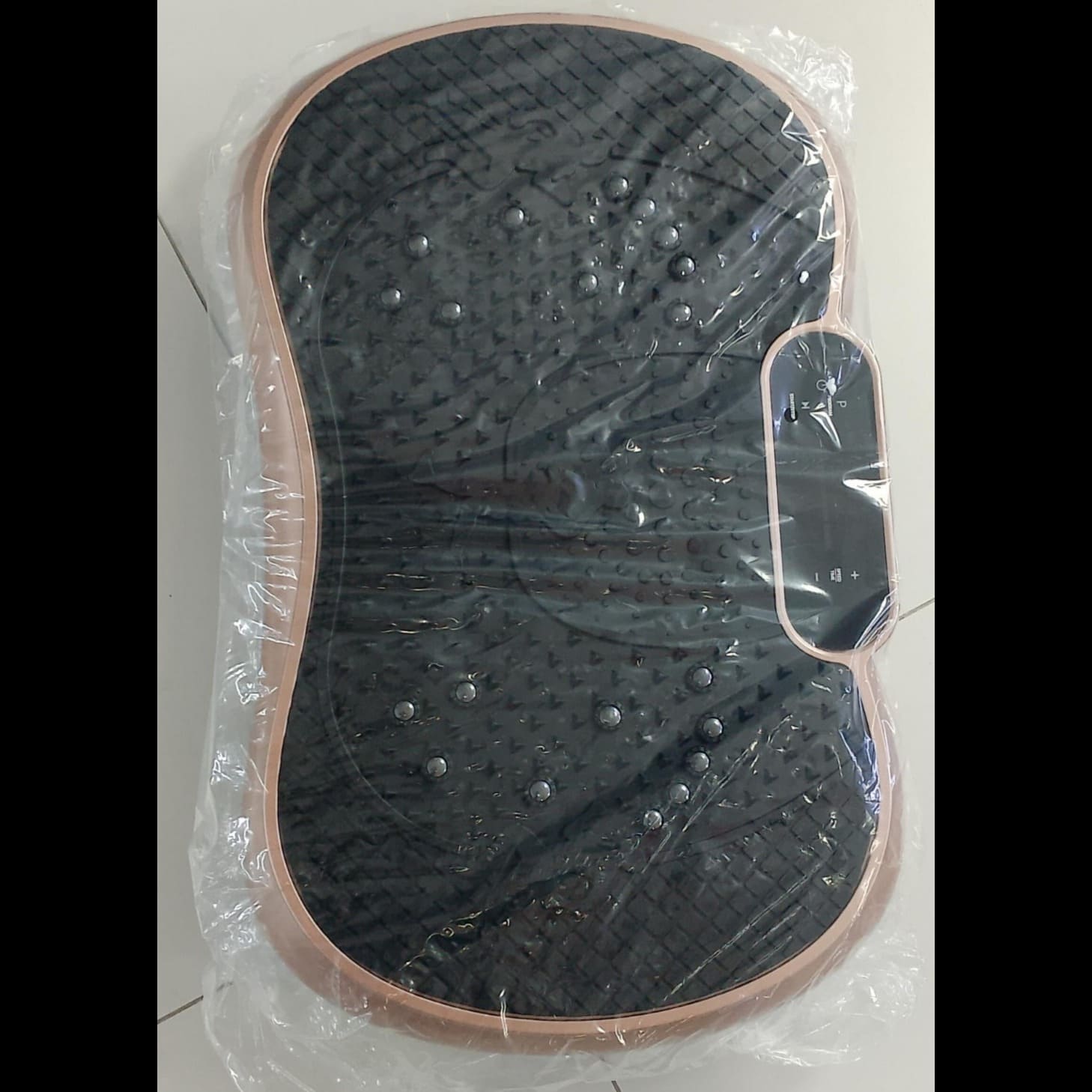 Body Slimming Vibration Plate (Fitness Vibration Platform with Remote) – SC-84199