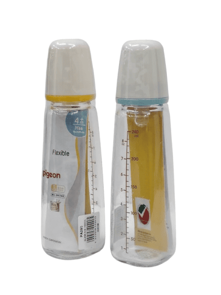 Pigeon Flexible Baby Feeding Bottle – Standard Neck Bottle with Silicone Nipple Size M (4+ Months, Measurement Scale Design)